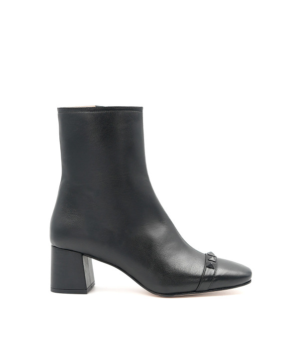 ANNA BLACK Ankle Boots