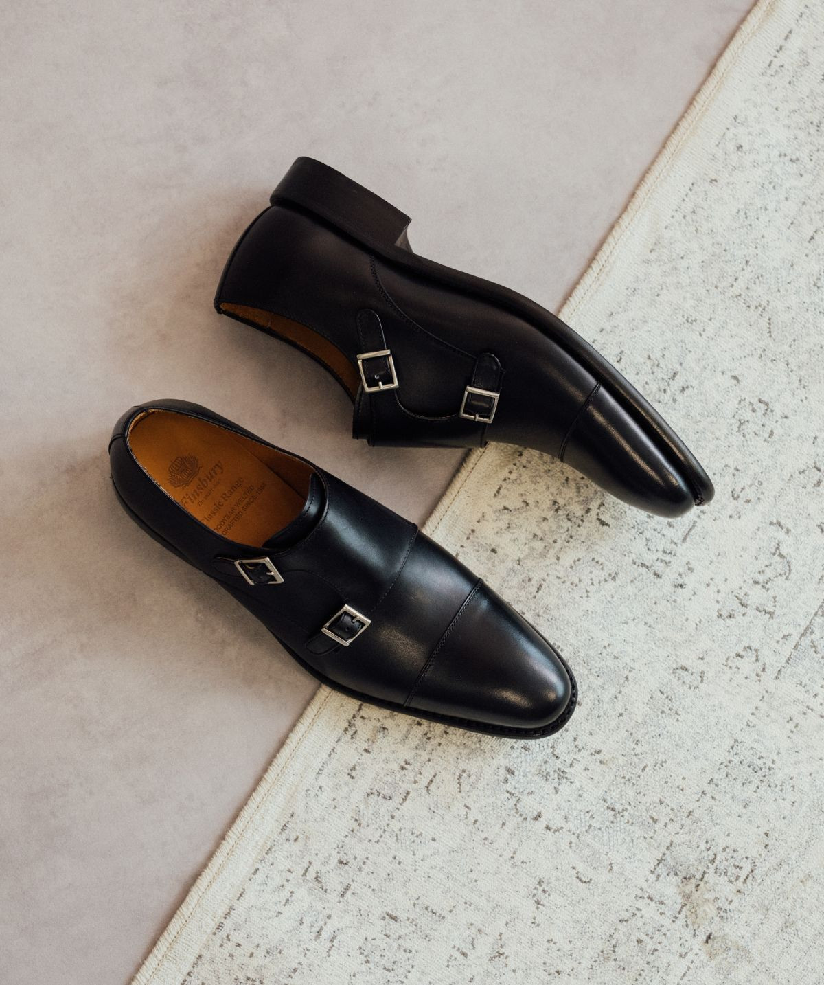 Monks CAMBRIDGE Black